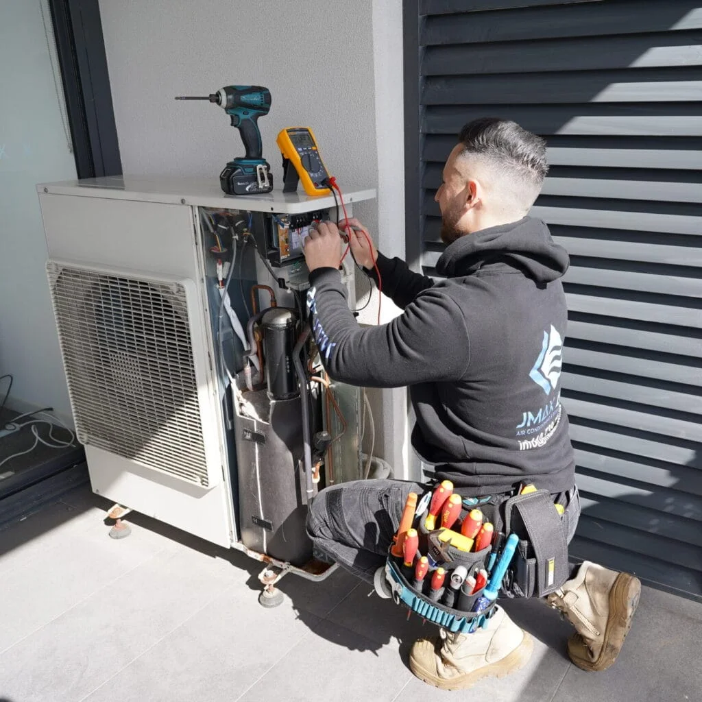 How Often You Should Book Aircon Service Blacktown Technicians Recommend